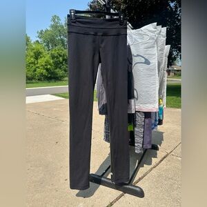 Lululemon Skinny Groove Pant Black Size 4